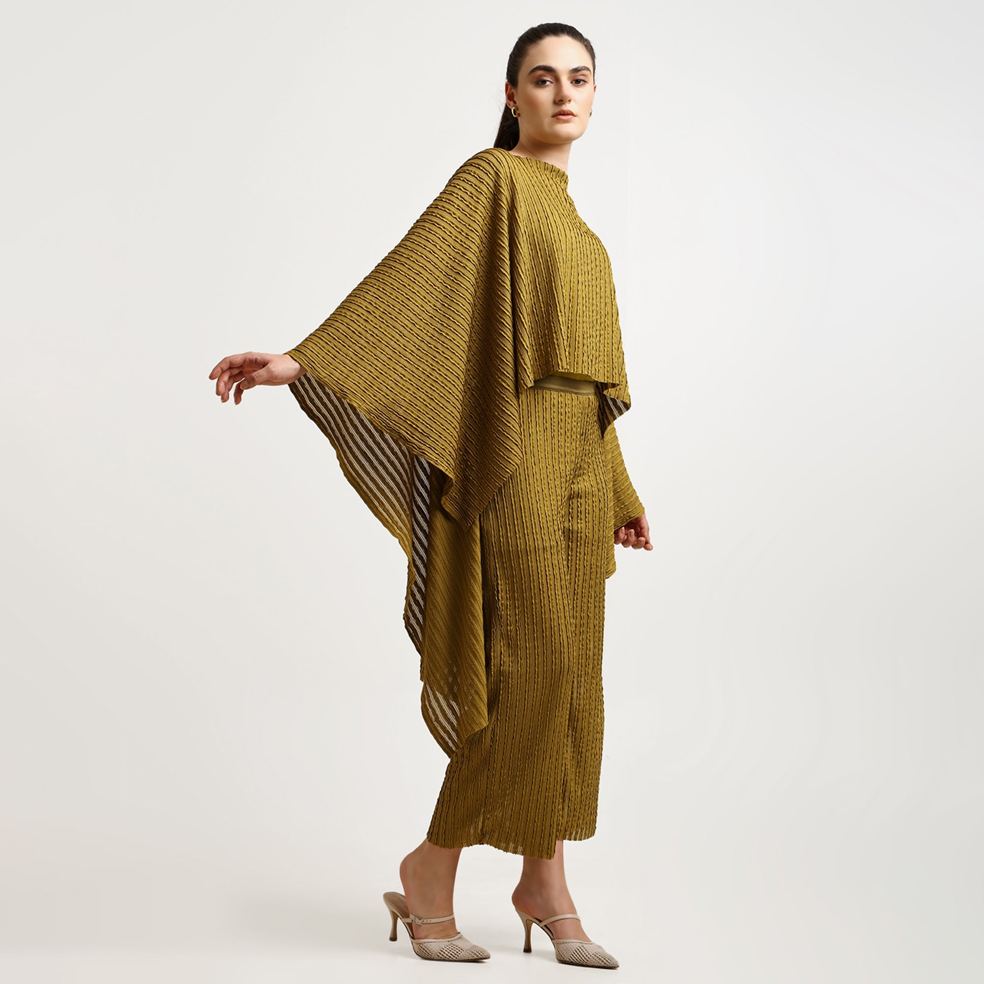 Green Lycra Textured Cape
