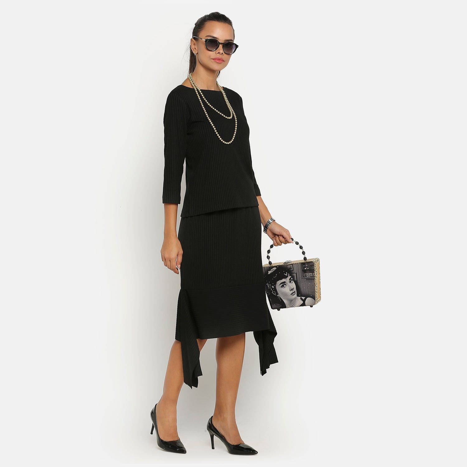 Black Ribbed Top With Sleeves