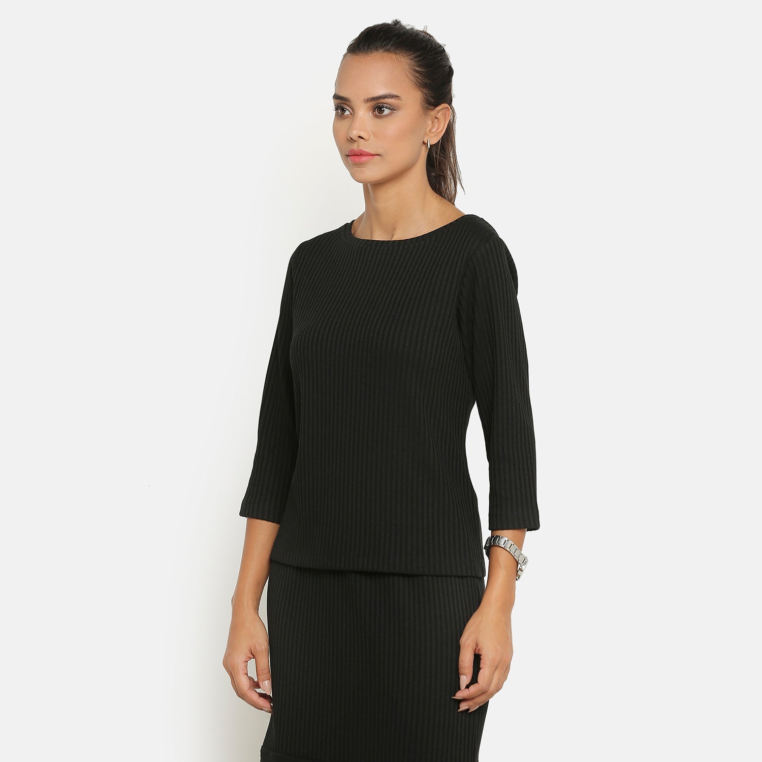 Black Ribbed Top With Sleeves