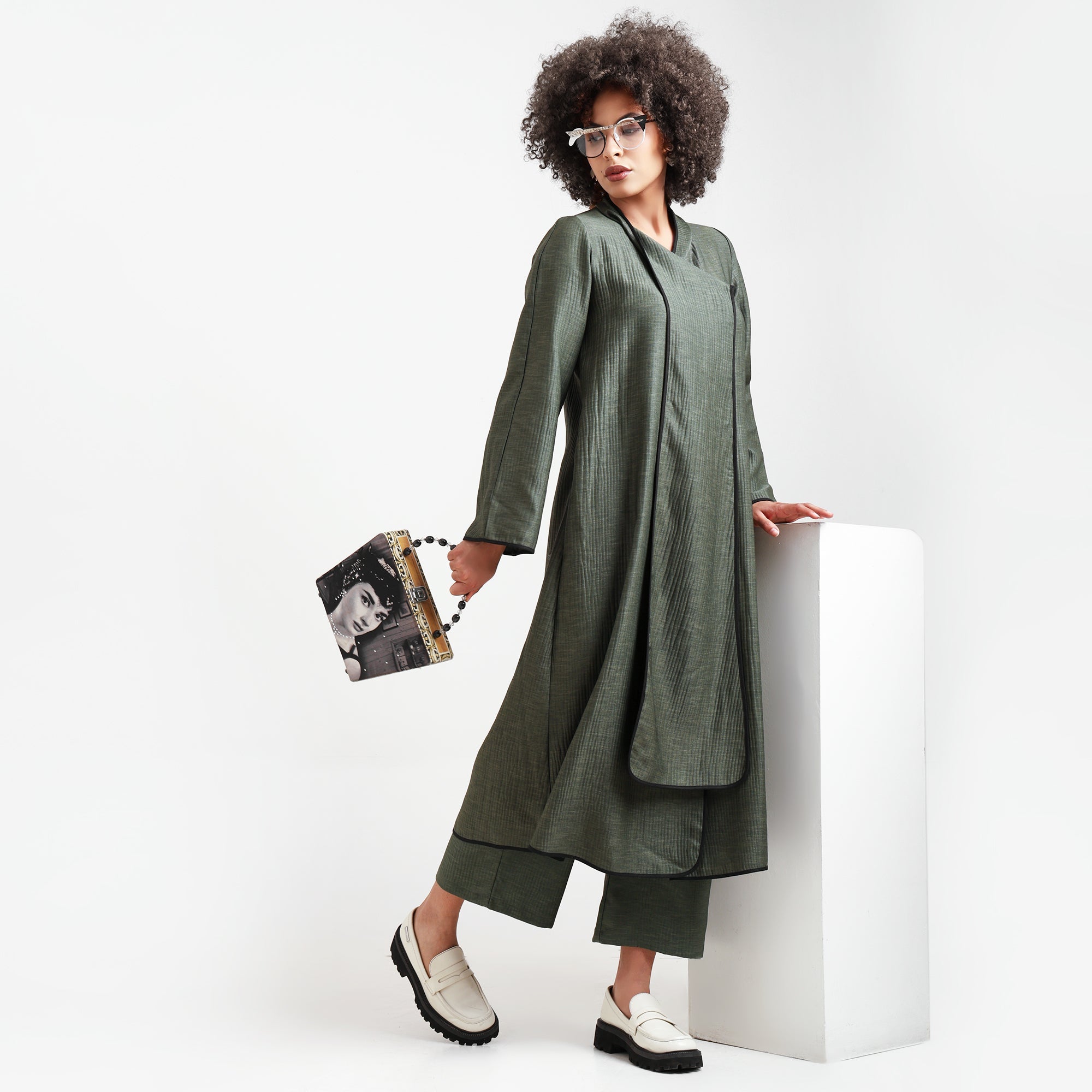 Olive Green Textured Overlap Kurta With Black Piping