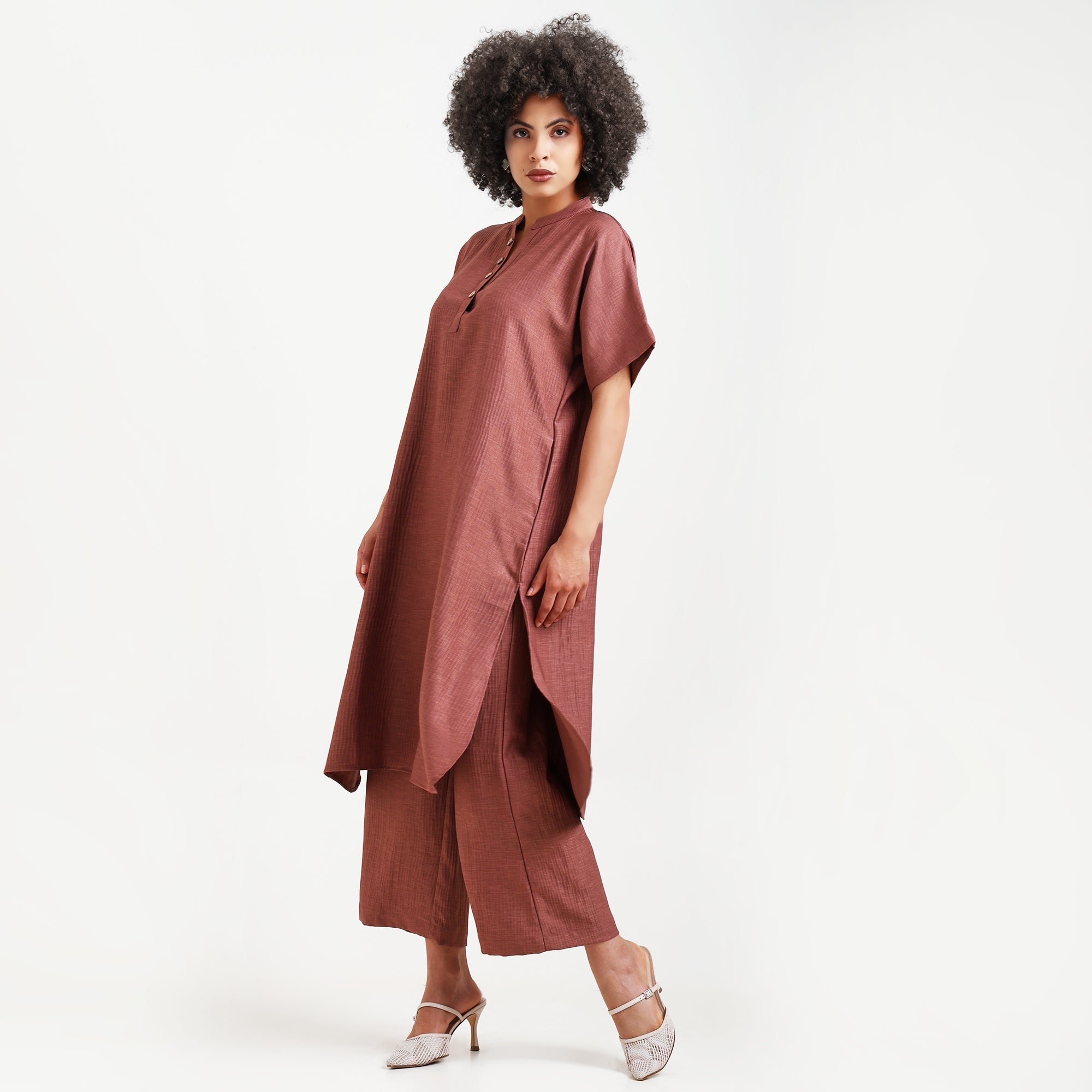 Peach Textured Line Kurta With Pocket