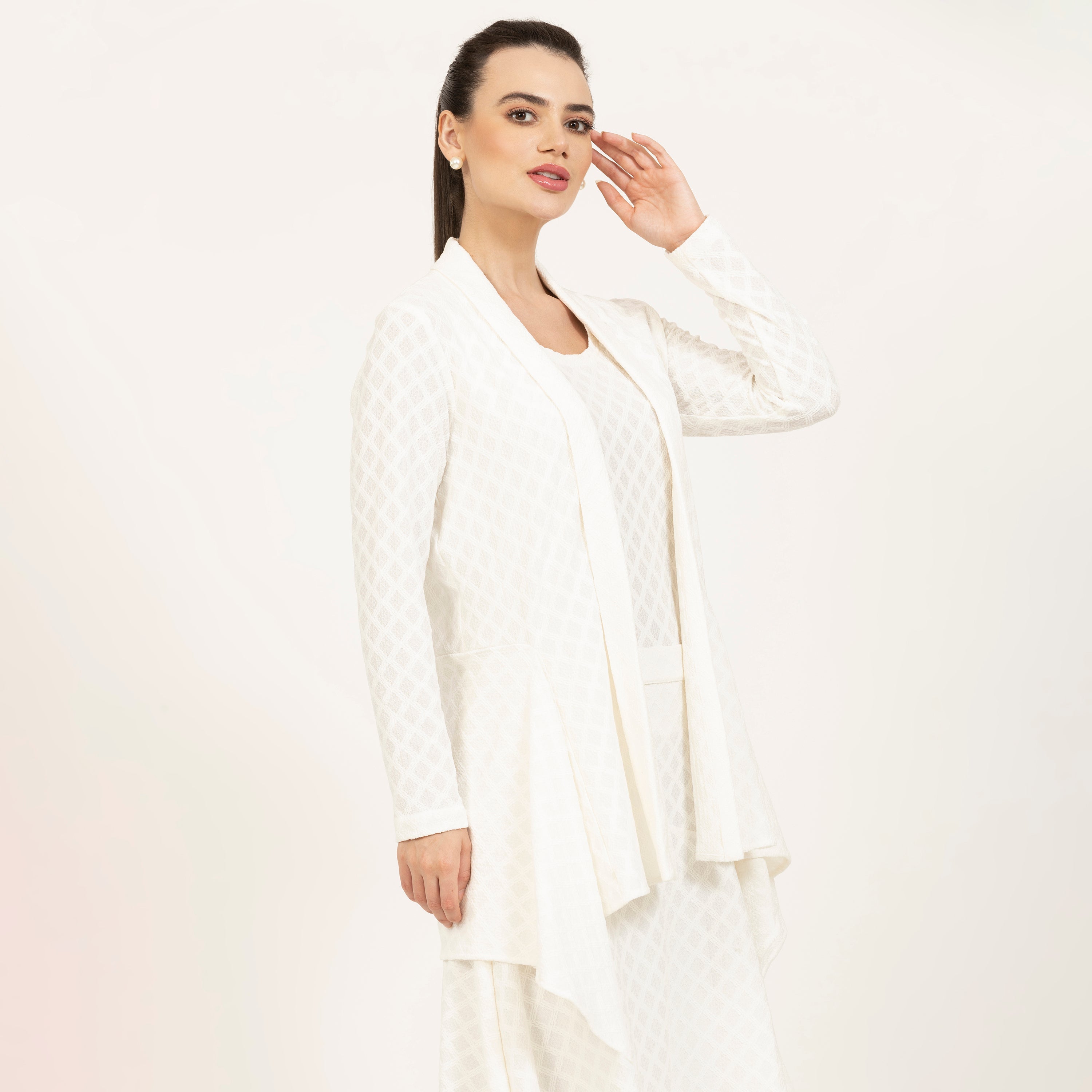 Off-White Diamond Textured Lycra Shrug-2