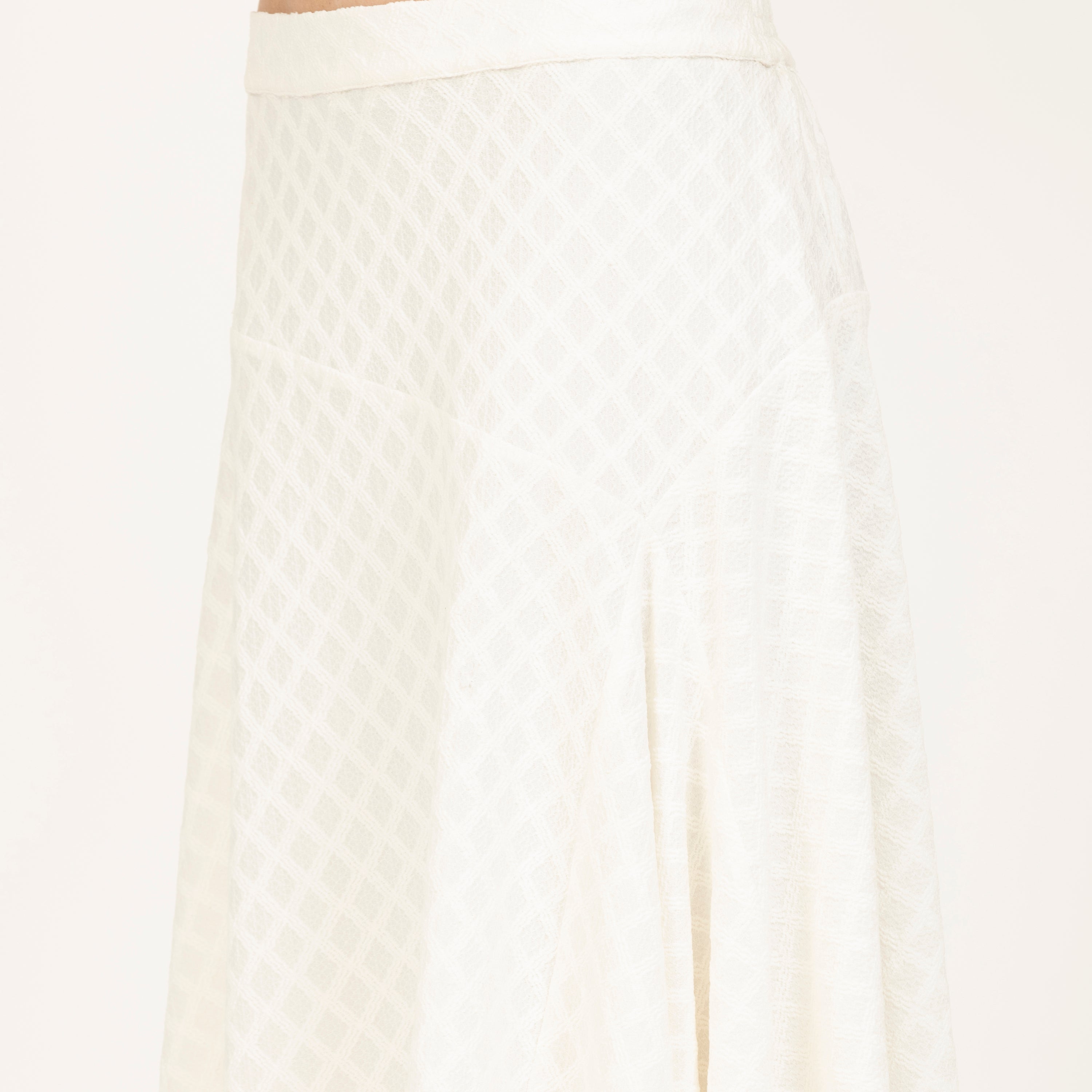 Off-White Diamond Textured Skirt, formal skirts, fashion skirts, textured skirts, Classic Skirt Styles for the Office, Comfort and Style in Every Stitch, The Perfect Workwear Skirt Collection