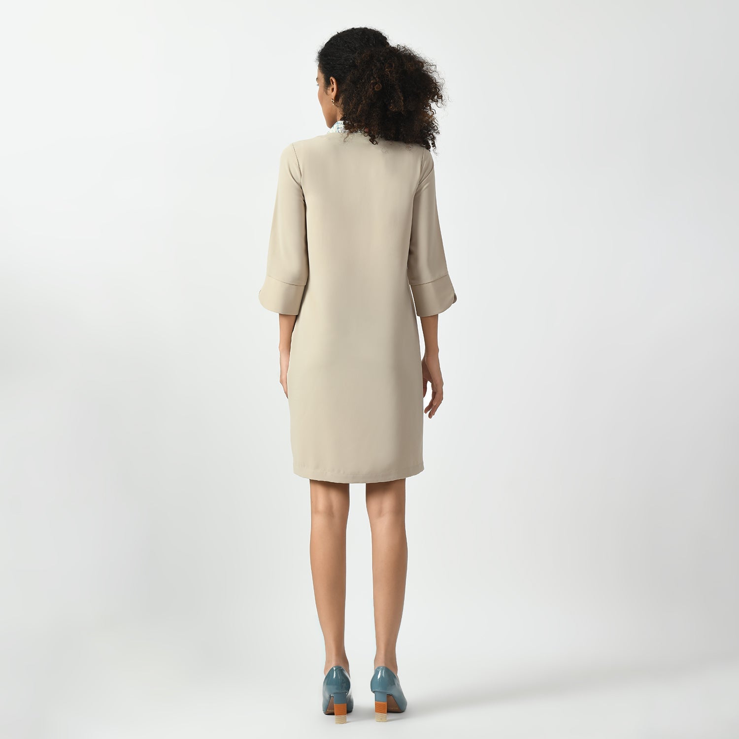 Light Beige Dress With Tie Knot Collar