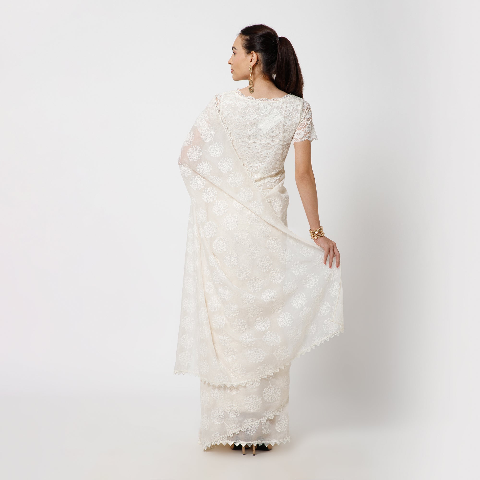Off White Floral Embroidery Saree-5