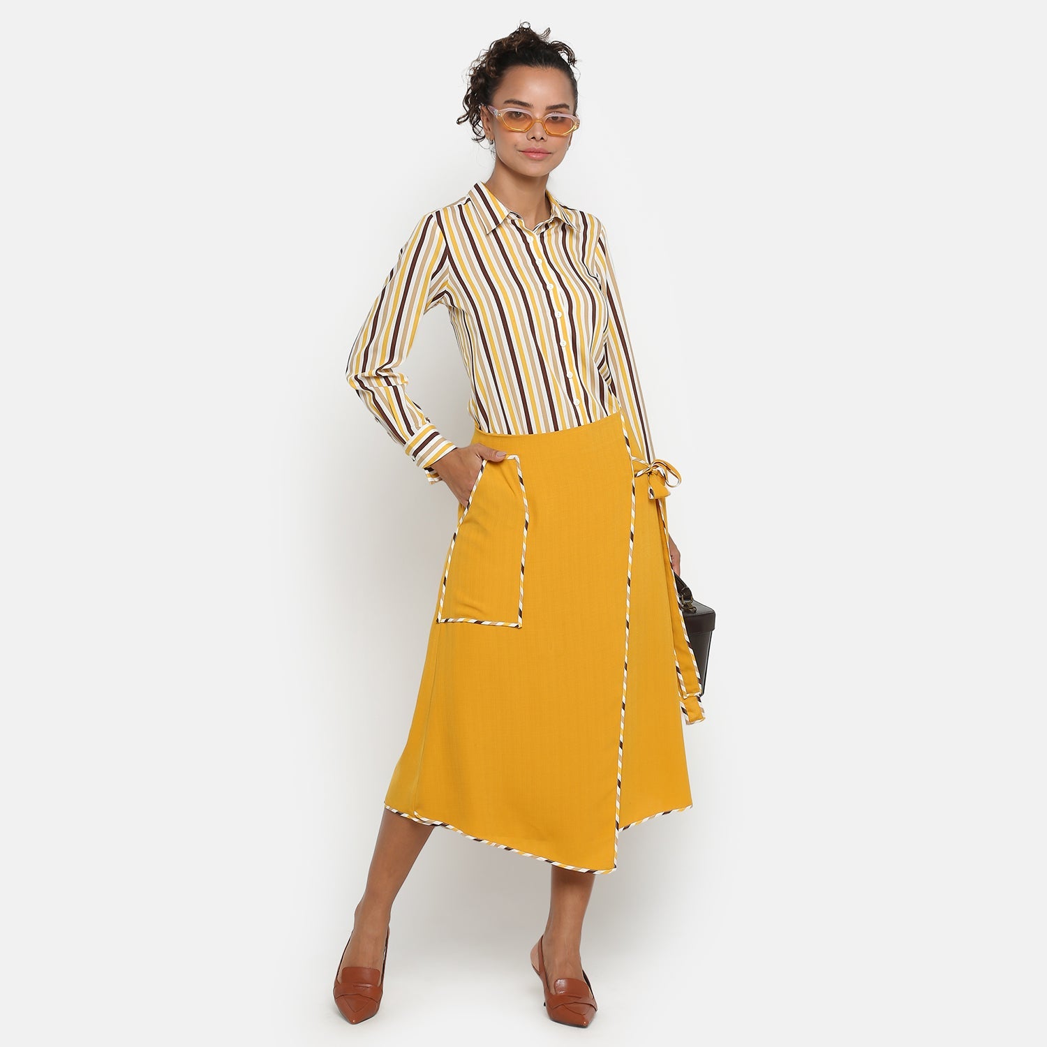 Yellow Asymmetrical Skirt With Contrast Piping