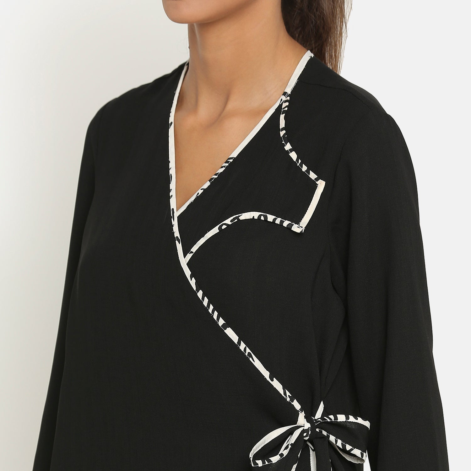 Black Overlap Jacket with Side Knot for Women-4	