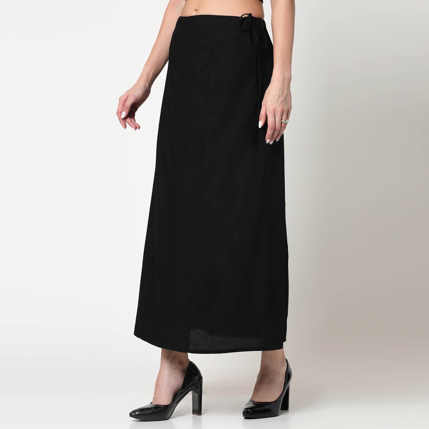 Black Petticoat,Stay comfortable all day long with our expertly tailored petticoats. Designed for workwear elegance and comfort.