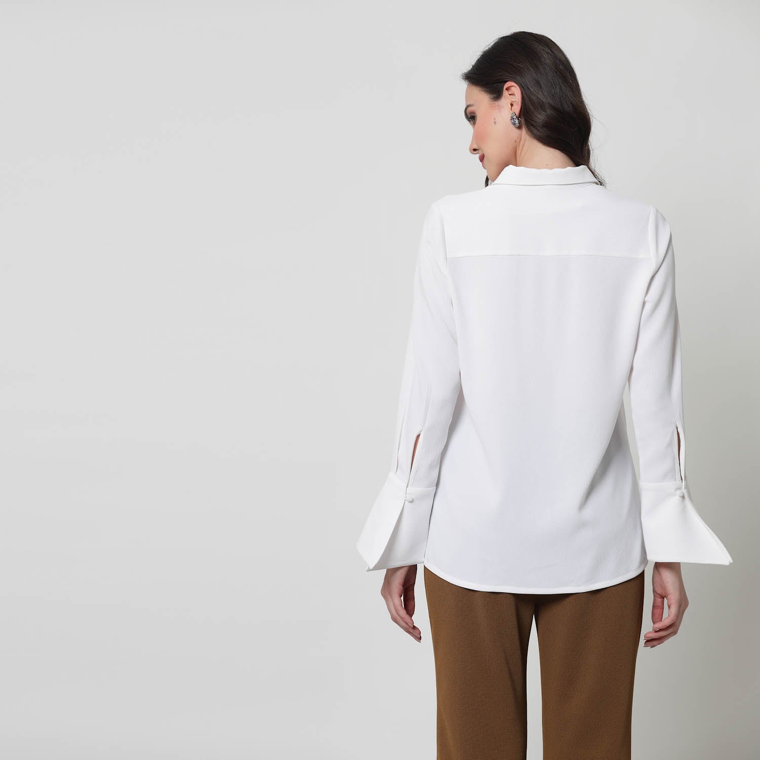 White Texture Shirt With Overlap Cuff,womens formal shirts	
cotton shirts for women	
Ofiice shirts for women	